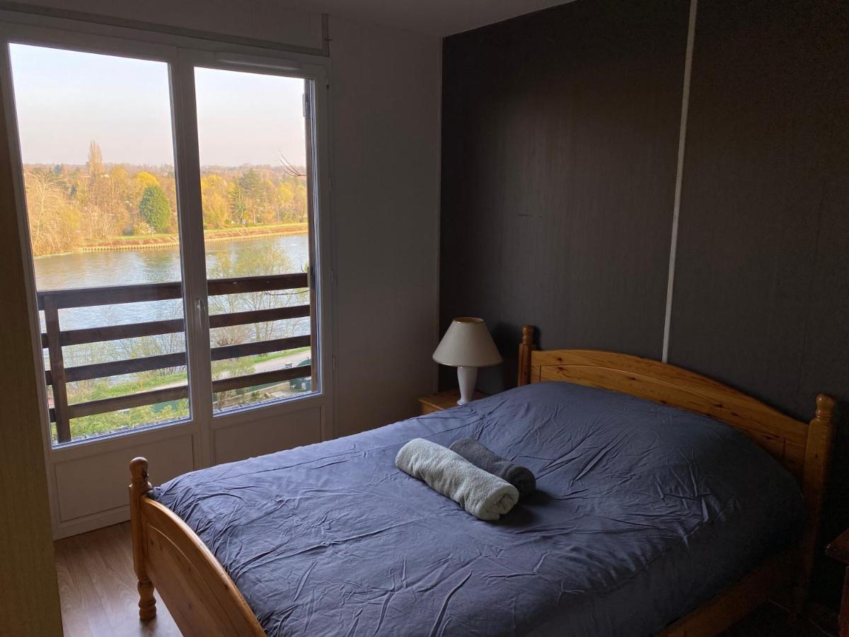 فيلا Le Coudray-Montceauxفي Chalet En Bord De Seine المظهر الخارجي الصورة